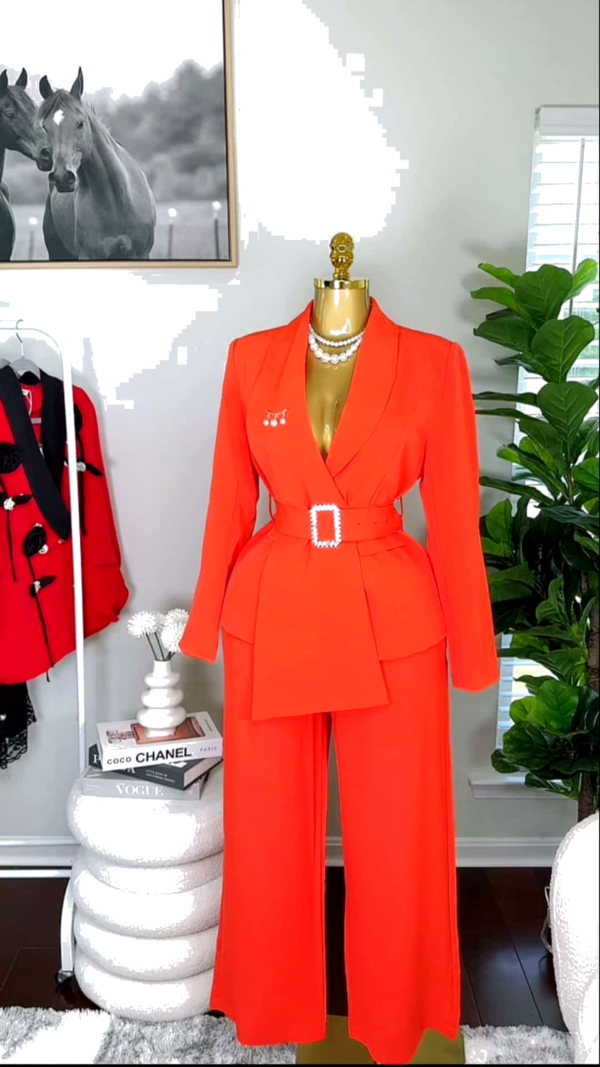 Coral Majesty Suit